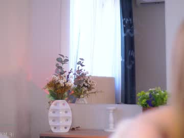 webcam girl brave_journey live cam image #12776895