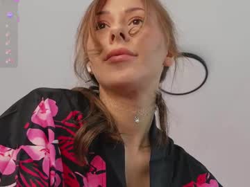 webcam girl yononeey live cam image #11867189