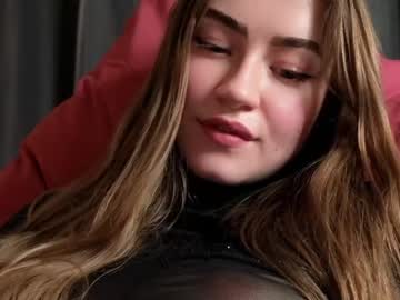 webcam girl strawberryjamx live cam image #8063502