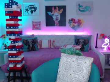 webcam girl holihurricane live cam image #5877639