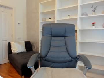 webcam girl vanessacroft live cam image #2191139