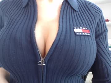 webcam girl eat_mee_out live cam image #2115813