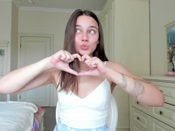 webcam girl eleonora_linn live cam image #3177348