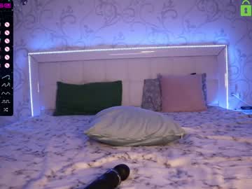 webcam girl fallen_angel_18 live cam image #3371734