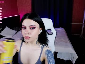 webcam girl lina_bitch live cam image #3038061