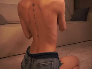 webcam girl shiningstarrr live cam image #11662254