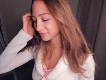 webcam girl wave_of_happy_ live cam image #7636077