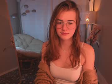 webcam girl zlata_luna live cam image #517494