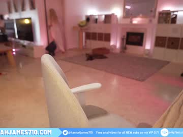 webcam girl hannahjames710 live cam image #1975755
