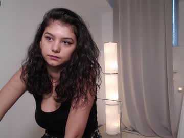 webcam girl i_n_d_i_c_a live cam image #840549