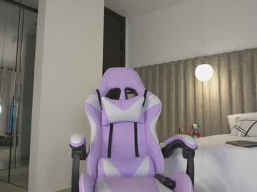 webcam girl camilitasu live cam image #10760446