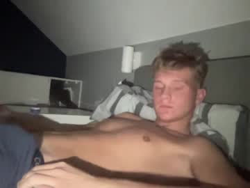 webcam man kkianxx live cam image #7826132