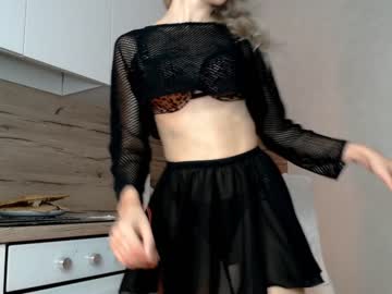 webcam girl amourvenenum live cam image #3844724
