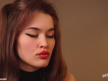 webcam girl w0wgirls live cam image #5044507
