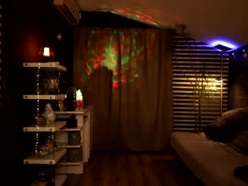 webcam girl fantasystudiox live cam image #2706279