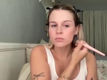 webcam girl abiguesswho live cam image #9796487