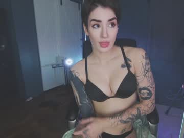 webcam girl aynmarie live cam image #7212699