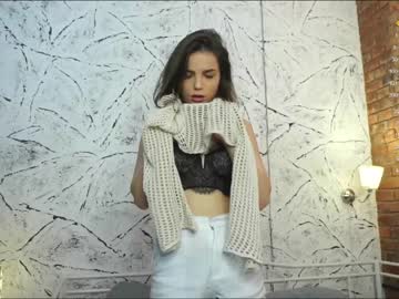 webcam couple emiliacourtney live cam image #7813890