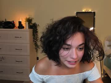 webcam girl ella_flar_ live cam image #3820775