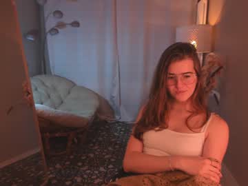 webcam girl zlata_luna live cam image #517002