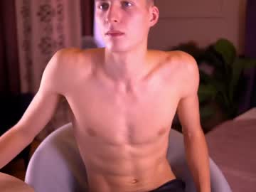 webcam man kevin_dickinson live cam image #3551452