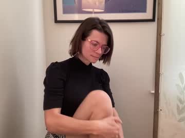 webcam girl naomi_reah live cam image #10894180