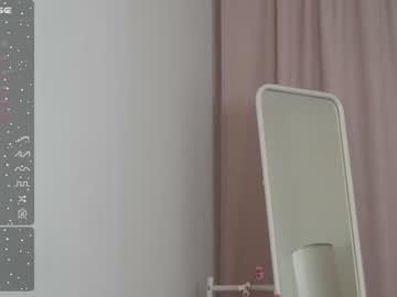 webcam girl floret_joy live cam image #8196673