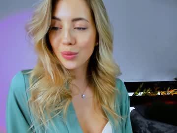 webcam girl emmi_rosee live cam image #5528213