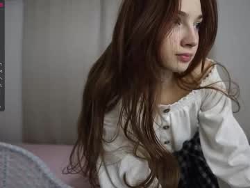 webcam girl _guesswhat_ live cam image #1493788