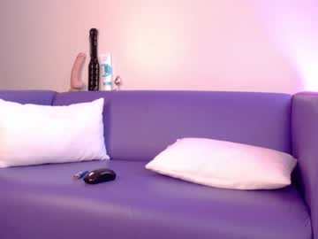 webcam girl one_more_cum live cam image #7764135