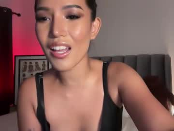 webcam girl yourmaddy live cam image #13015369