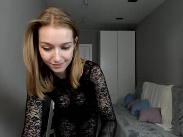 webcam couple christine_bae live cam image #8336590