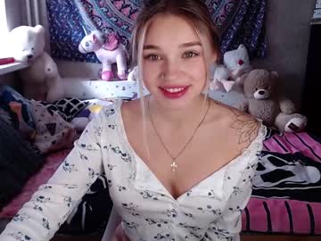 webcam girl babyfromtheforest live cam image #7128734