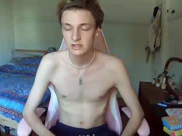 webcam man stoopidtwink live cam image #1289136