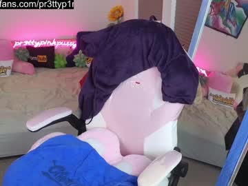webcam girl pr3ttyp1nkpussy live cam image #11772124