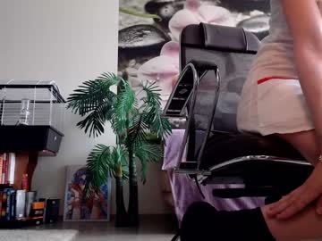 webcam girl jennycutey live cam image #2839981