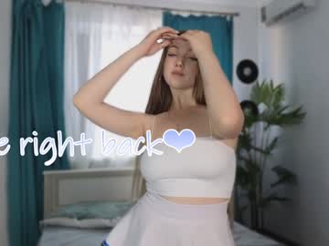 webcam girl small_blondee live cam image #9912726