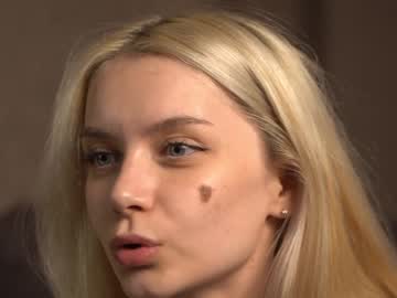 webcam girl cassie130505 live cam image #9115301