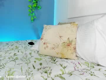 webcam girl abiee__ live cam image #3372456
