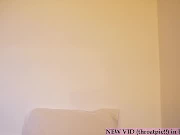 webcam couple joannadea live cam image #11220280