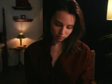 webcam girl cinnabelle live cam image #1389999