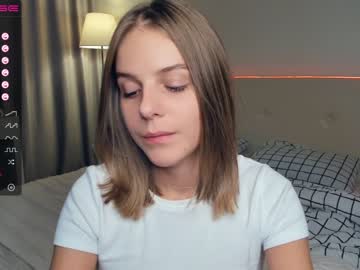 webcam girl erline_may live cam image #8773276