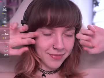 webcam girl just_busking live cam image #12788552