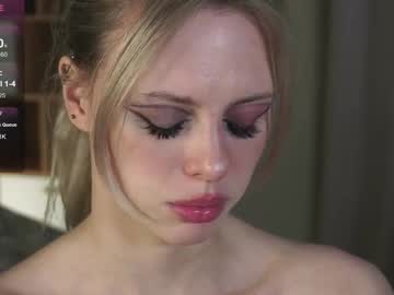 webcam girl audreycarvin live cam image #12369002