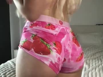 webcam girl heyamaniii live cam image #12953709