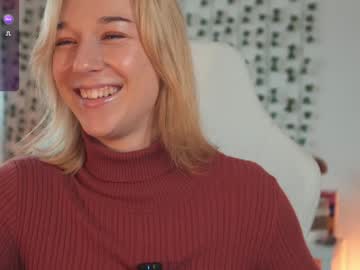 webcam girl emily_fox_official live cam image #11155615