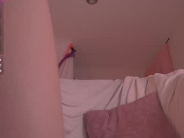 webcam girl soficb live cam image #10780083