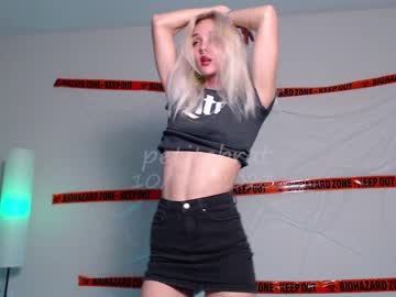 webcam girl petitebrat live cam image #7517879