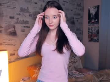 webcam girl silvia_lans live cam image #10902240