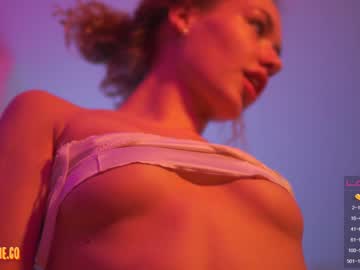 webcam girl _taylor_swift live cam image #7694129